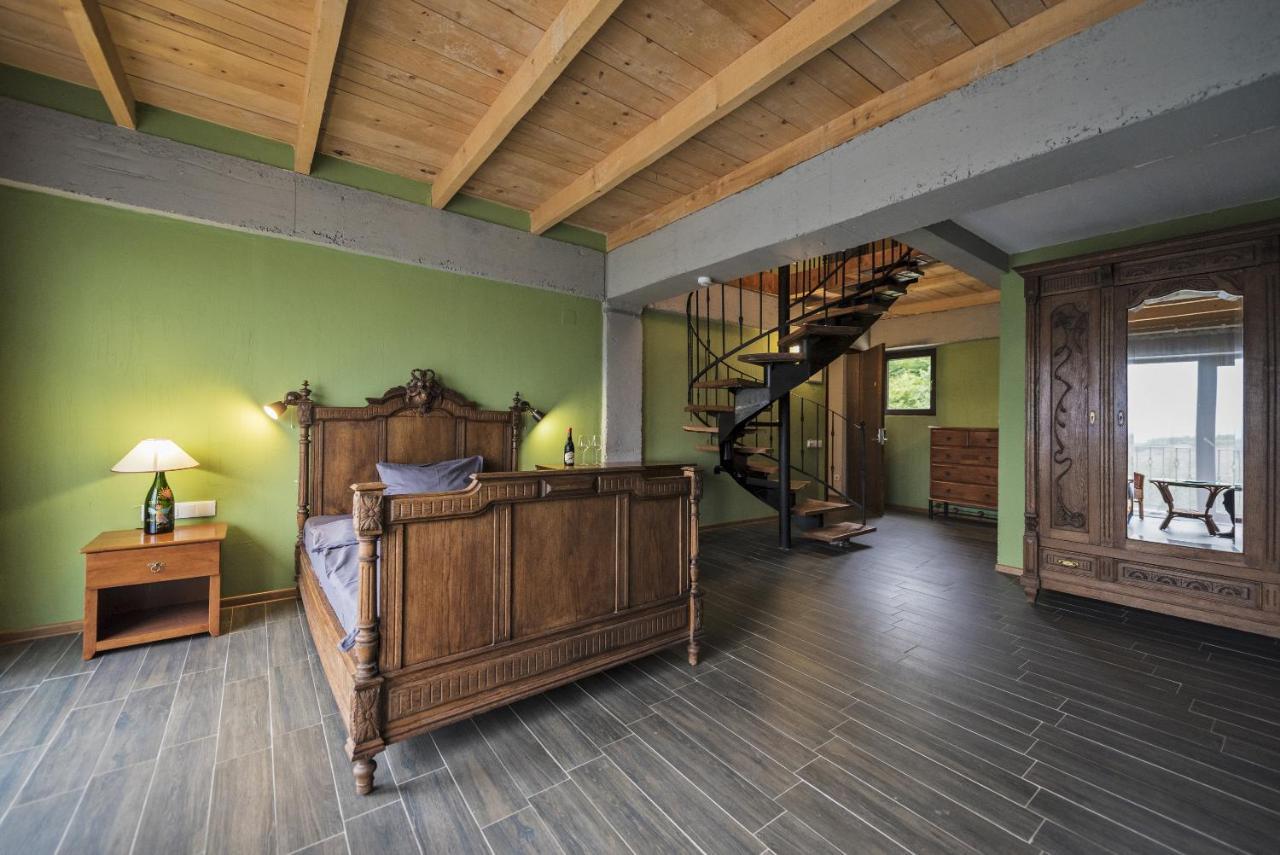 Chateau Mere Telavi Eksteriør billede